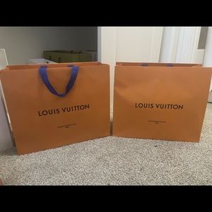 Louis Vuitton Shopping bags